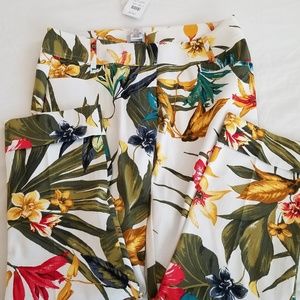 Capri pants